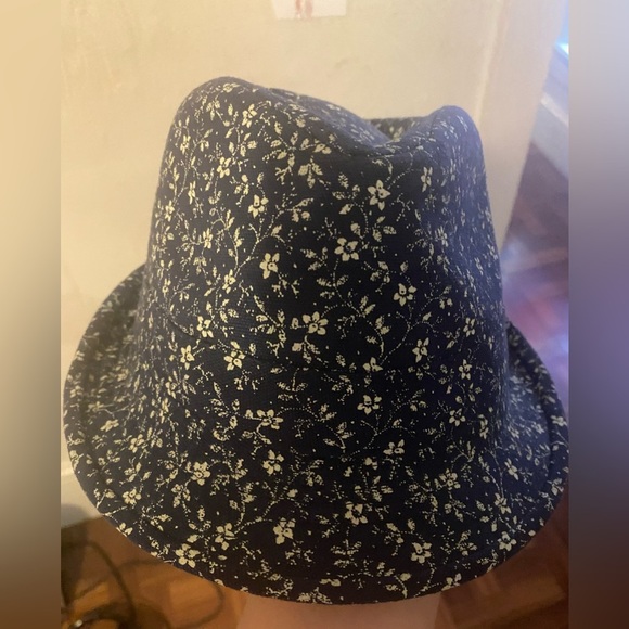 Ralph Lauren hat - Picture 4 of 5